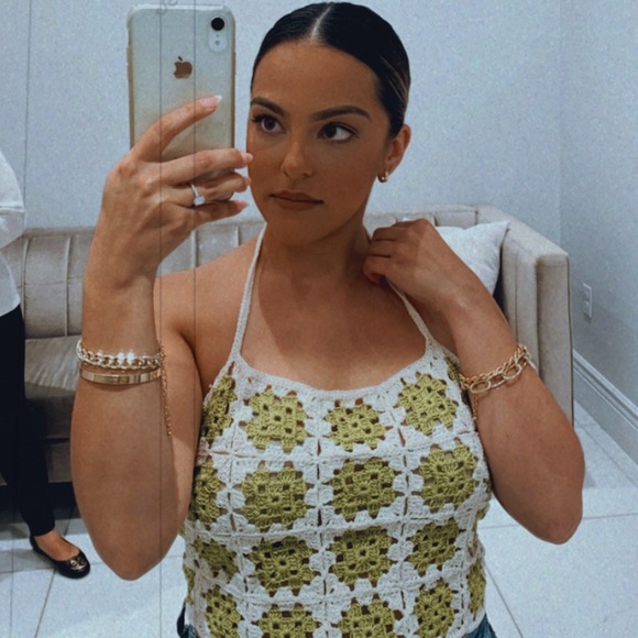 Meet your Posher, Lizzbee - Picture 1 of 1